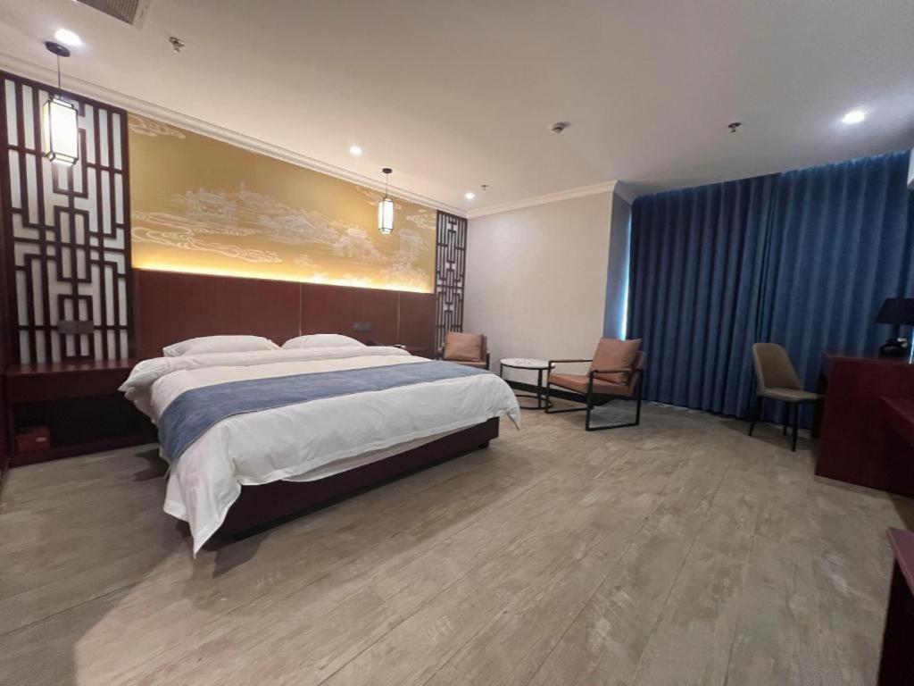 Carrianna Hotel Foshan Dış mekan fotoğraf
